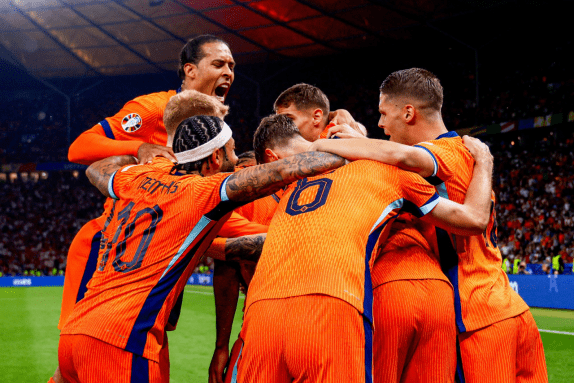 萨拉赫助力,利物浦击溃,曼城,新葡京,新葡京app,新葡京娱乐,新普京赌场