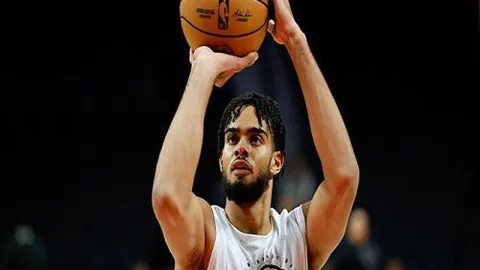 国足遭遇困境：垫底战澳大利亚，两大主力停赛，两将受伤